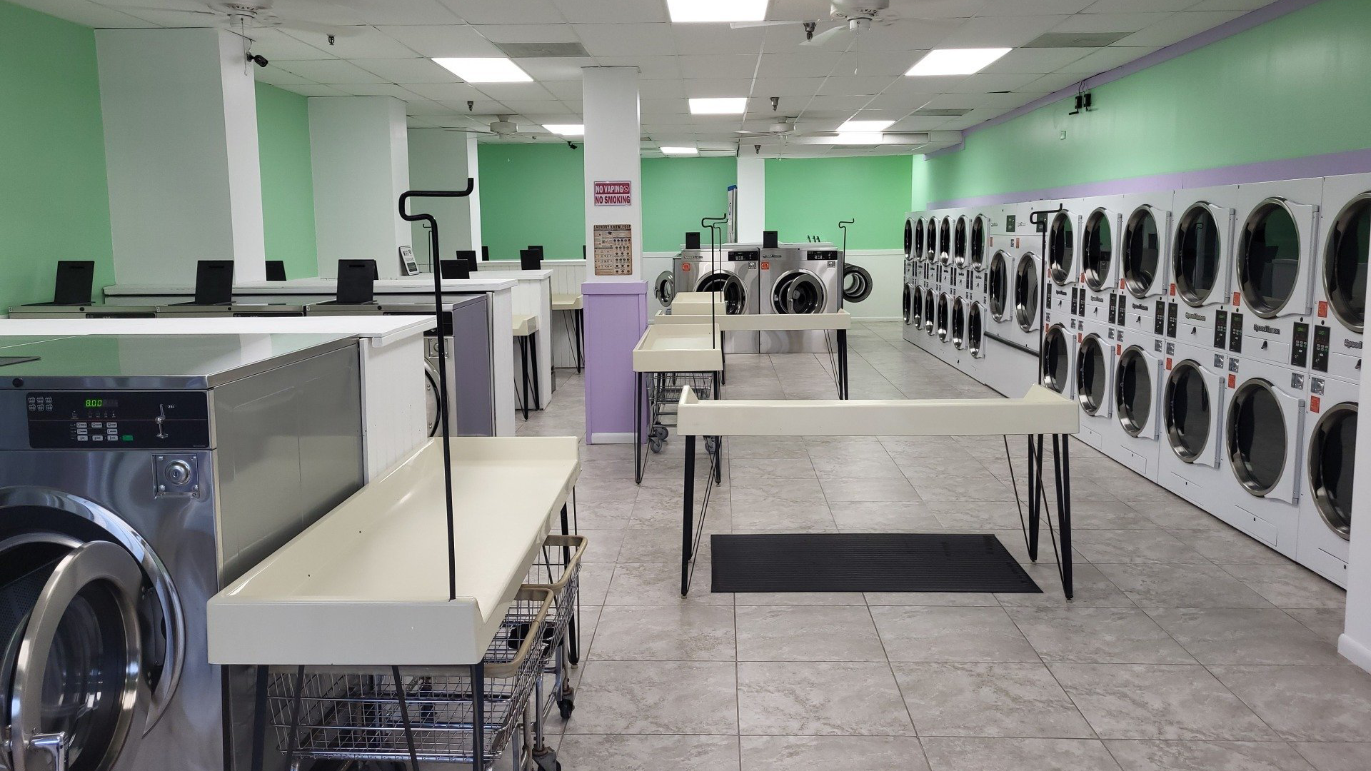 Laundromat Interior 5
